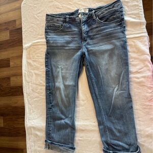 BKE Women's Payton Blue Capris